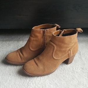 Dolce Vita Tan Suede Booties